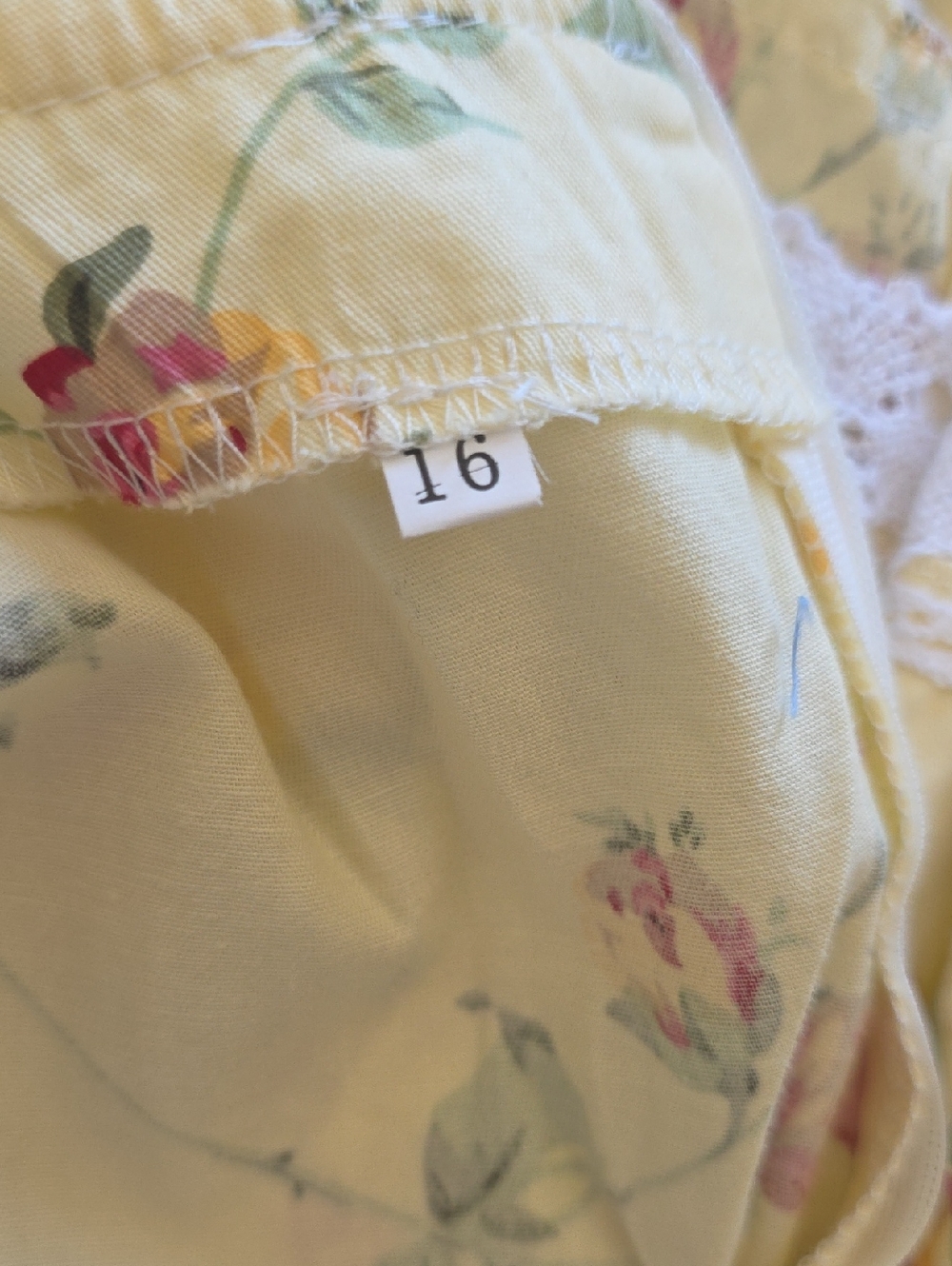 Girls Pioneer Costume Dress 16 - Picture 5 of 5